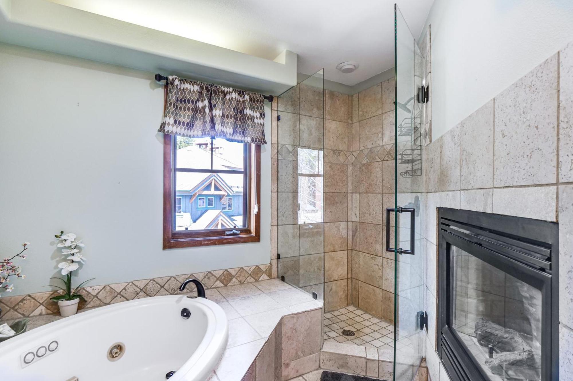 Breck Condo With Pool And Hot Tub Access Walk To Lift Breckenridge Ngoại thất bức ảnh
